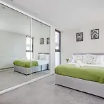 Md 1 Bedroom 1 Bath Apartment